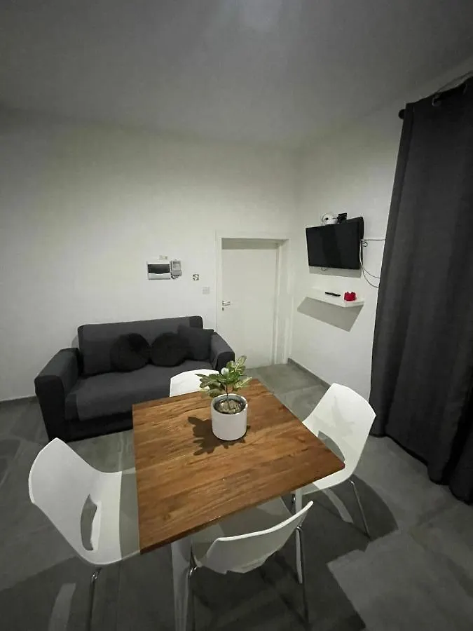 Malta Suites 센글리아 0*,  몰타
